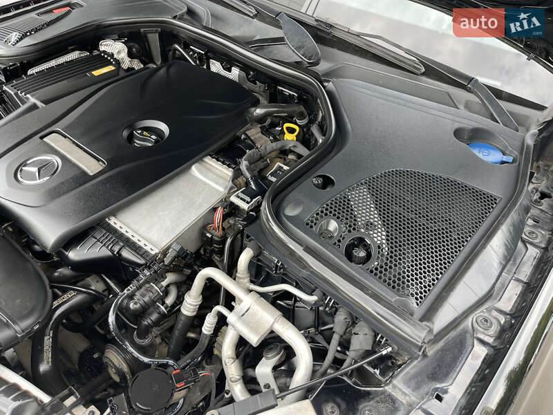 Седан Mercedes-Benz E-Class 2016 в Києві