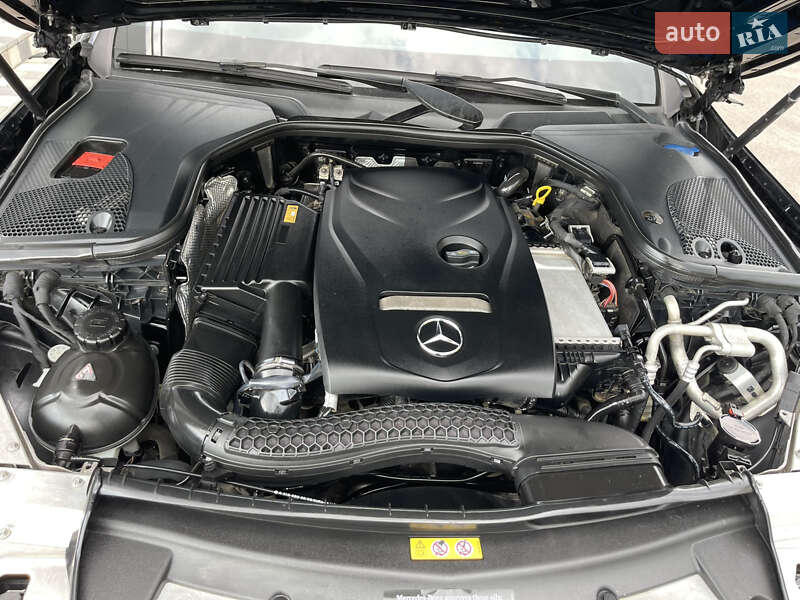 Седан Mercedes-Benz E-Class 2016 в Києві