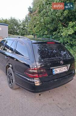 Универсал Mercedes-Benz E-Class 2004 в 