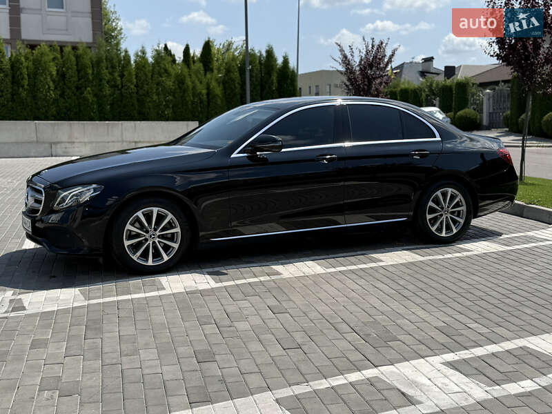 Седан Mercedes-Benz E-Class 2017 в Ровно