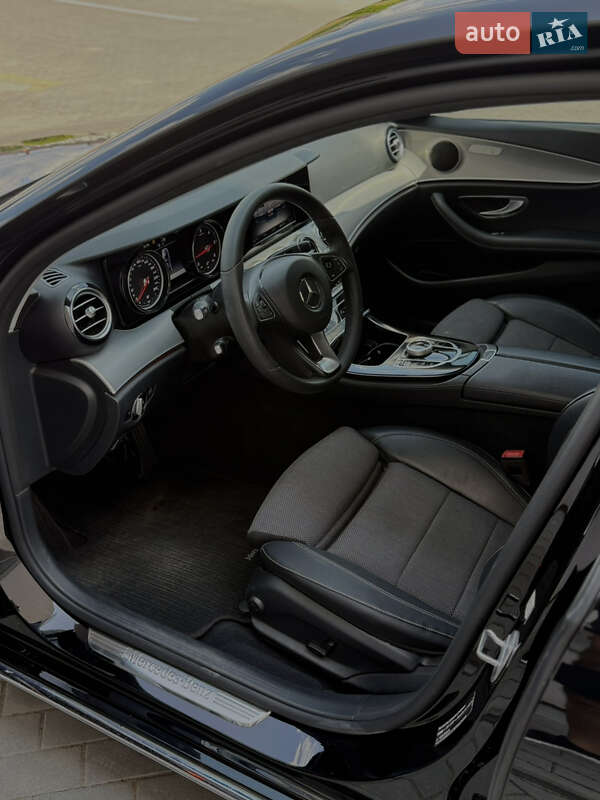 Седан Mercedes-Benz E-Class 2017 в Ровно
