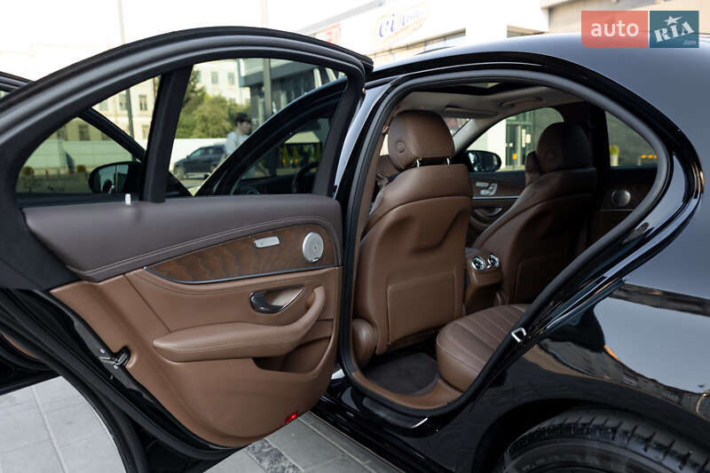 Седан Mercedes-Benz E-Class 2018 в Житомирі