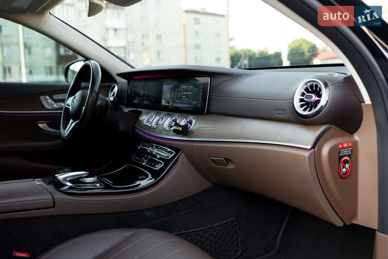 Седан Mercedes-Benz E-Class 2018 в Житомирі