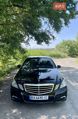 Mercedes-Benz E-Class 2010 Mercedes-Benz E-Class 2010