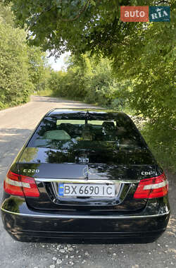 Седан Mercedes-Benz E-Class 2010 в 
