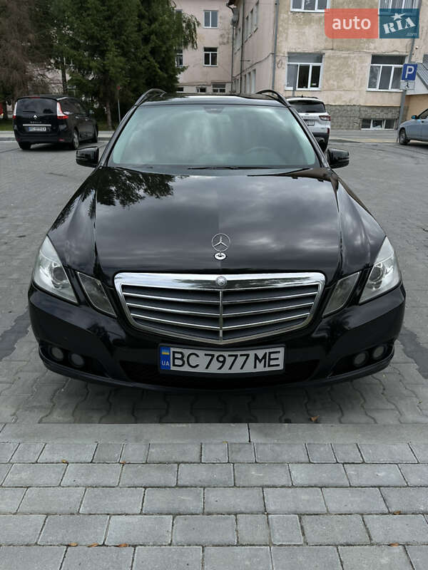 Универсал Mercedes-Benz E-Class 2010 в Стрые