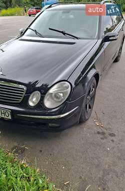 Универсал Mercedes-Benz E-Class 2004 в 