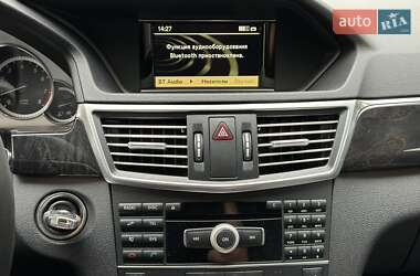 Седан Mercedes-Benz E-Class 2010 в 
