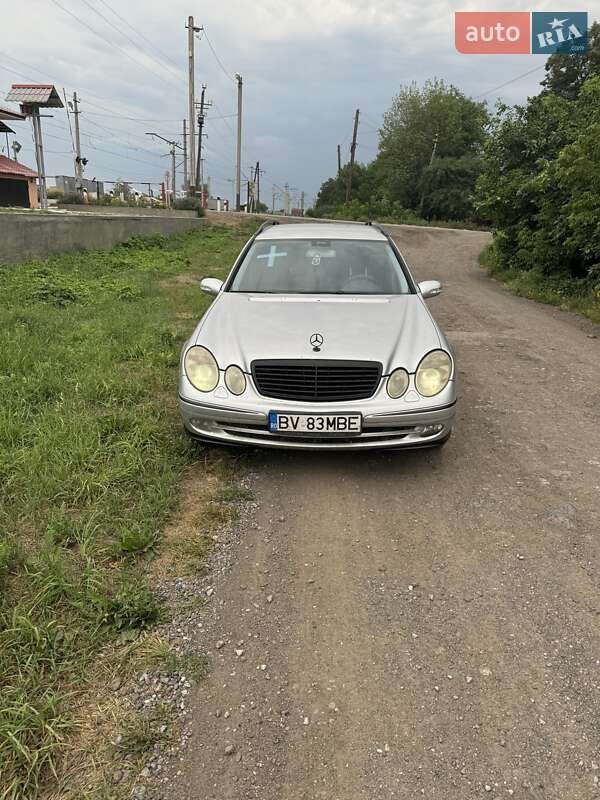 Mercedes-Benz E-Class 2004