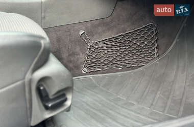 Седан Mercedes-Benz E-Class 2005 в 