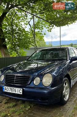 Седан Mercedes-Benz E-Class 1999 в Ужгороде