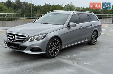 Універсал Mercedes-Benz E-Class 2013 в Києві