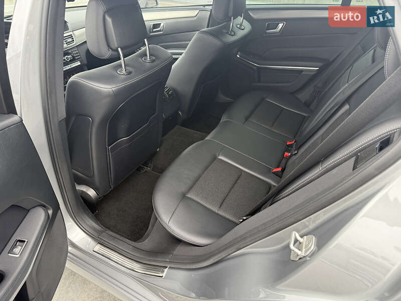 Универсал Mercedes-Benz E-Class 2013 в Киеве