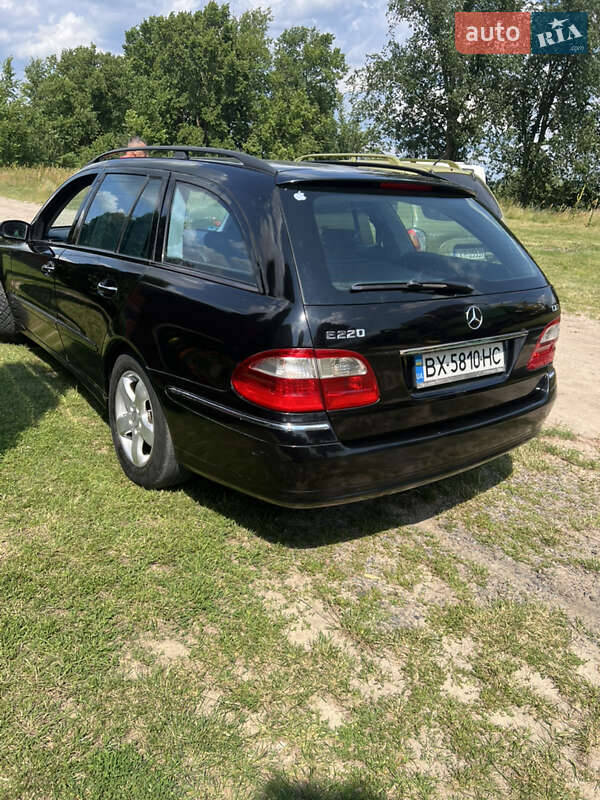 Универсал Mercedes-Benz E-Class 2003 в Сарнах