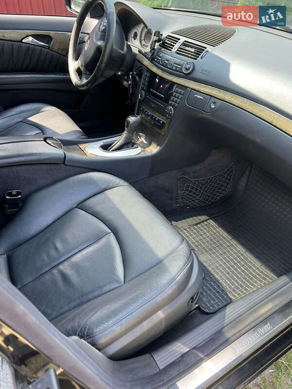 Универсал Mercedes-Benz E-Class 2003 в Сарнах