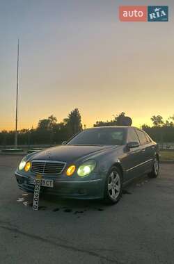 Седан Mercedes-Benz E-Class 2003 в Чернівцях