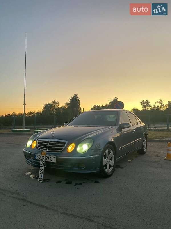 Mercedes-Benz E-Class 2003