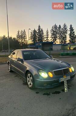 Седан Mercedes-Benz E-Class 2003 в 
