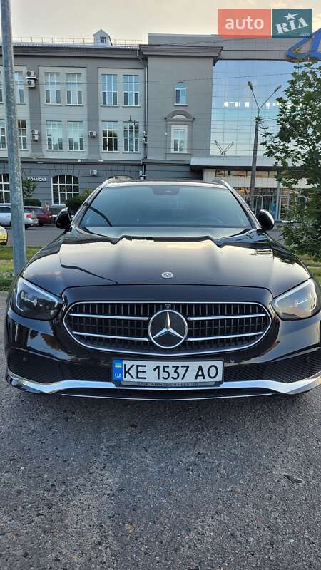 Mercedes-Benz E-Class 2021