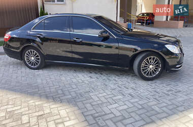 Седан Mercedes-Benz E-Class 2012 в 
