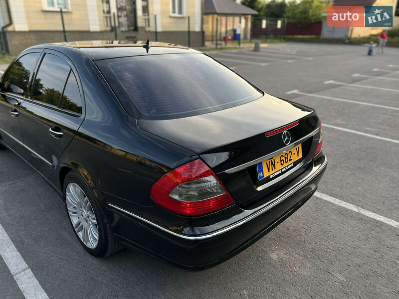 Седан Mercedes-Benz E-Class 2007 в Львове