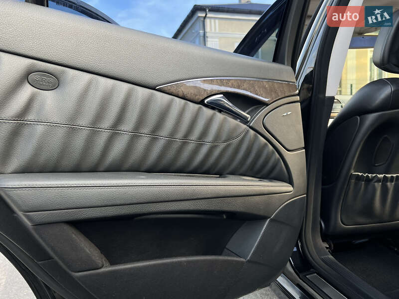 Седан Mercedes-Benz E-Class 2007 в Львове