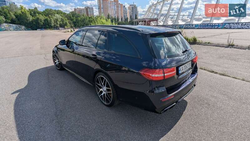 Универсал Mercedes-Benz E-Class 2018 в Киеве