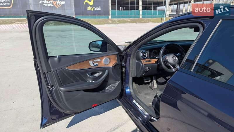 Универсал Mercedes-Benz E-Class 2018 в Киеве
