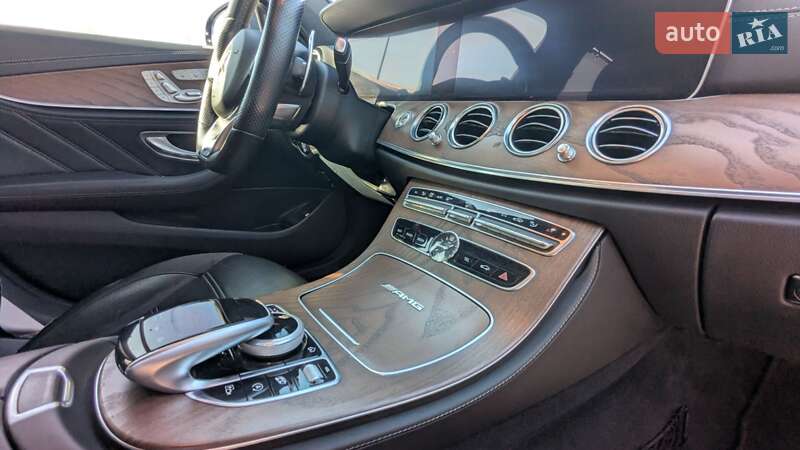 Универсал Mercedes-Benz E-Class 2018 в Киеве