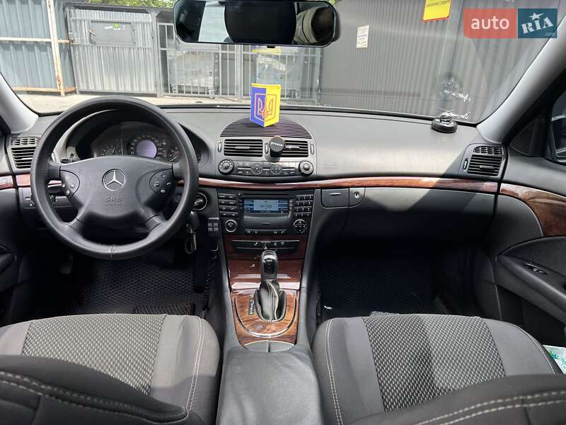 Седан Mercedes-Benz E-Class 2004 в Хмельницком