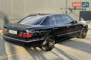 Седан Mercedes-Benz E-Class 2001 в Львове