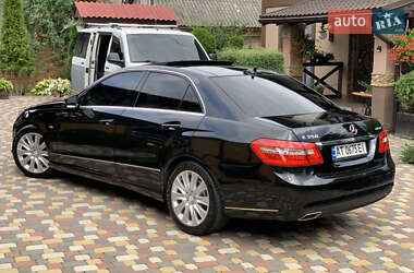 Седан Mercedes-Benz E-Class 2012 в 