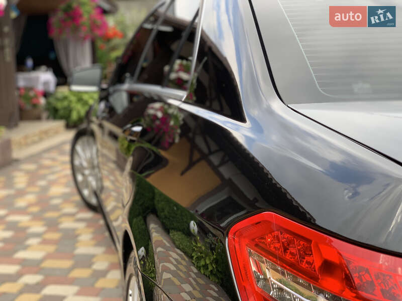 Седан Mercedes-Benz E-Class 2012 в Ивано-Франковске