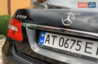 Седан Mercedes-Benz E-Class 2012 в 