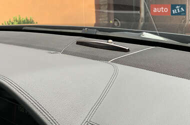 Седан Mercedes-Benz E-Class 2012 в 