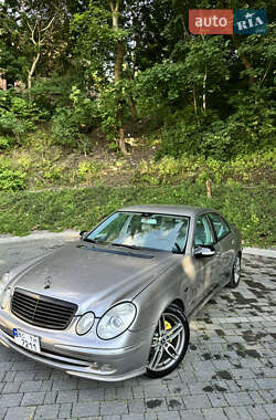 Седан Mercedes-Benz E-Class 2003 в 