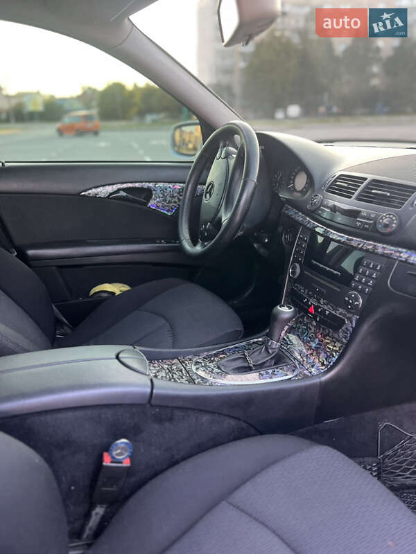 Седан Mercedes-Benz E-Class 2006 в Каменец-Подольском