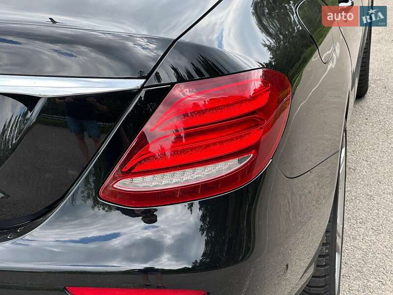 Седан Mercedes-Benz E-Class 2018 в Луцьку