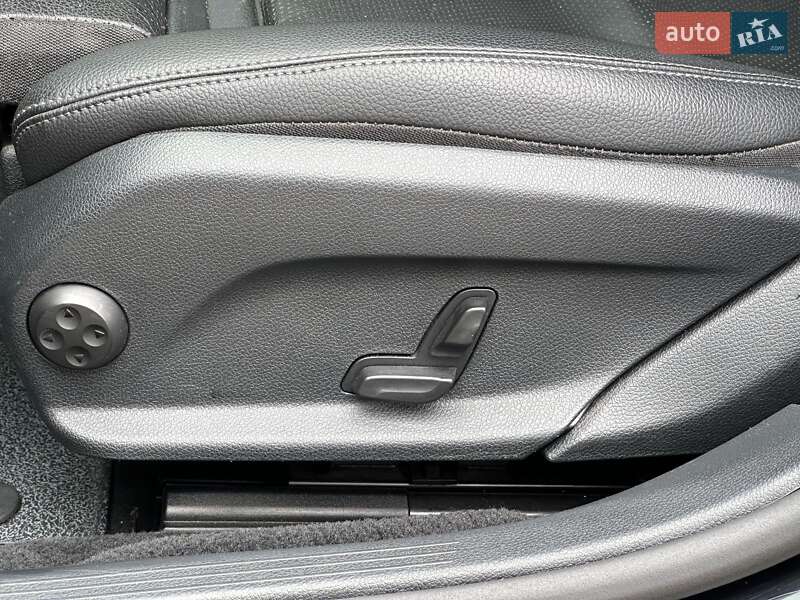 Седан Mercedes-Benz E-Class 2018 в Луцьку