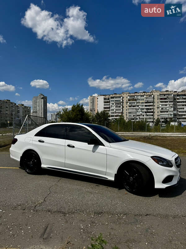 Седан Mercedes-Benz E-Class 2014 в Києві