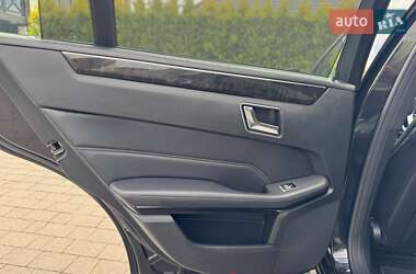 Седан Mercedes-Benz E-Class 2013 в 