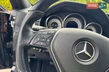 Седан Mercedes-Benz E-Class 2013 в 