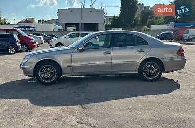 Седан Mercedes-Benz E-Class 2003 в 