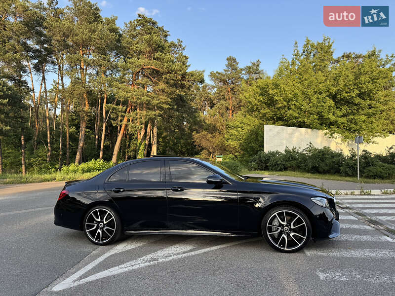 Седан Mercedes-Benz E-Class 2018 в Киеве