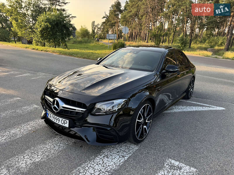 Седан Mercedes-Benz E-Class 2018 в Киеве