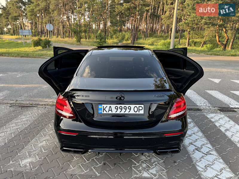 Седан Mercedes-Benz E-Class 2018 в Киеве