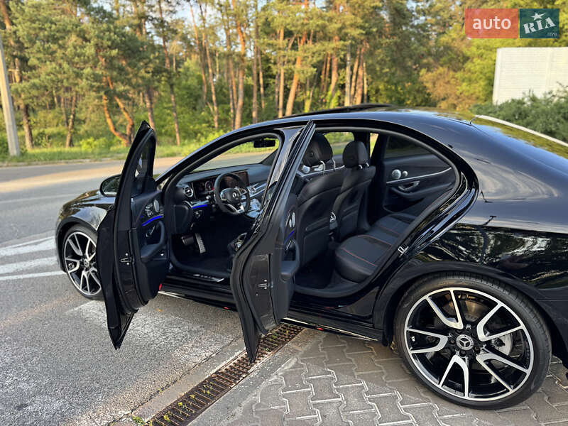 Седан Mercedes-Benz E-Class 2018 в Киеве