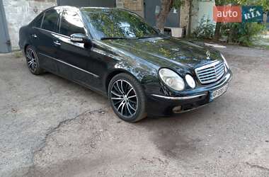 Седан Mercedes-Benz E-Class 2003 в Запоріжжі