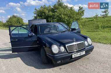 Седан Mercedes-Benz E-Class 1998 в 