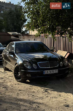 Седан Mercedes-Benz E-Class 2003 в 